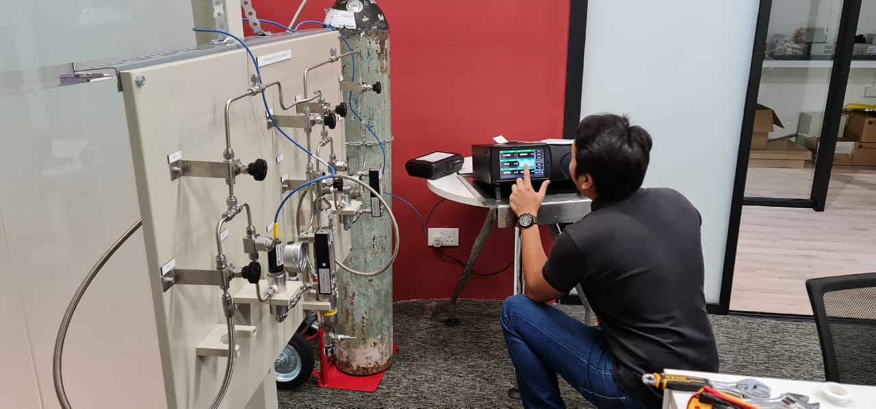 Test and commissioning of Moisture Analyzer and sampling system